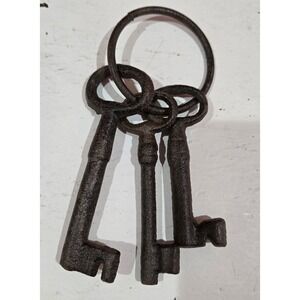 Vintage Cast Iron Skeleton Keys Set of 3 Antique Style Rustic Brown Metal Decor‎